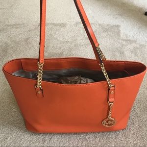 Michael Kors Jet Set Travel Medium